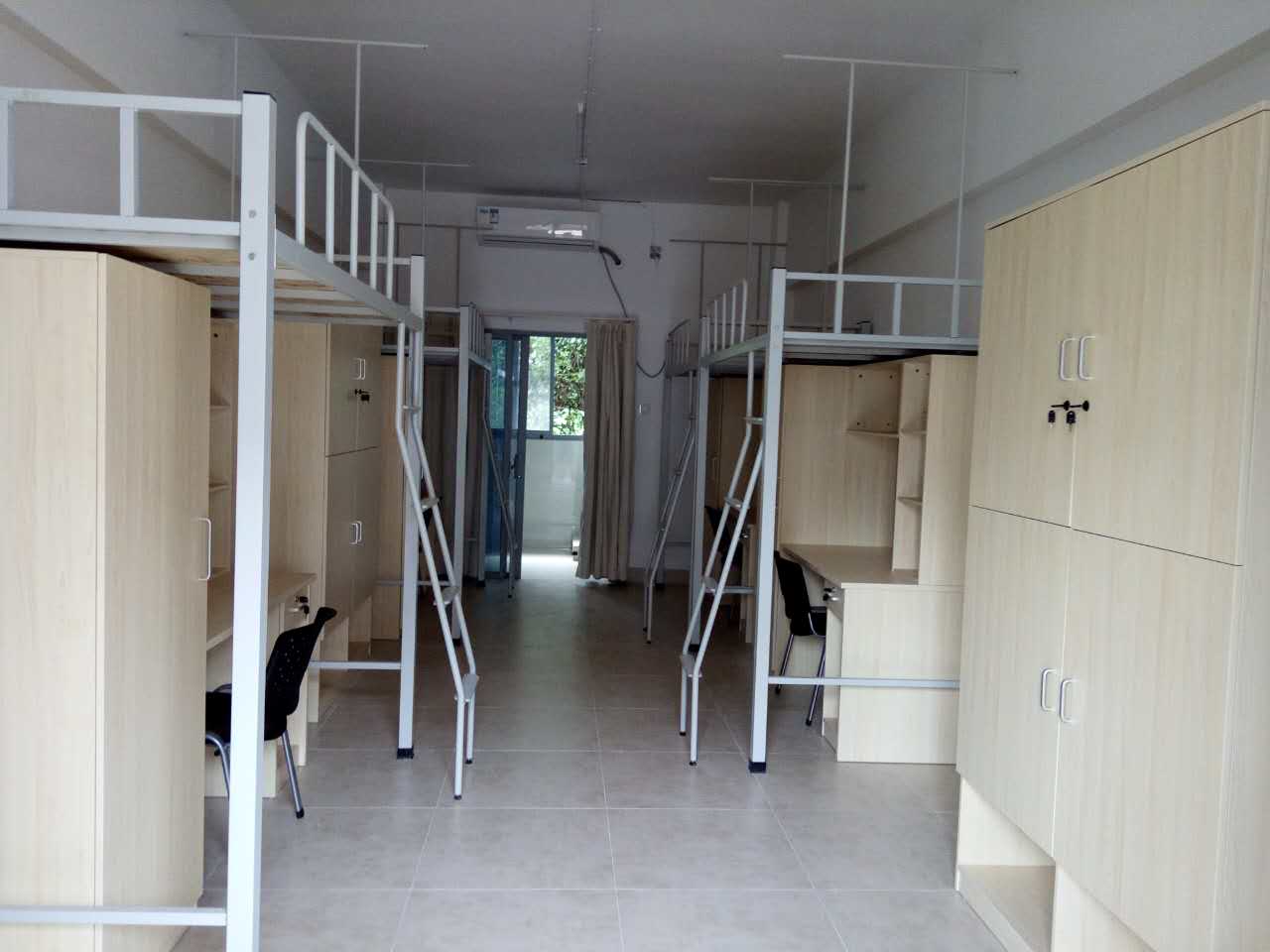 乐师傅家具工程案例-南山南方科技大学-立捷家具-衣柜/书桌/组合床安装